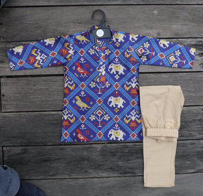ROYAL NEELAM PATOLA PRINTED KURTA WITH BEIGE PAJAMA