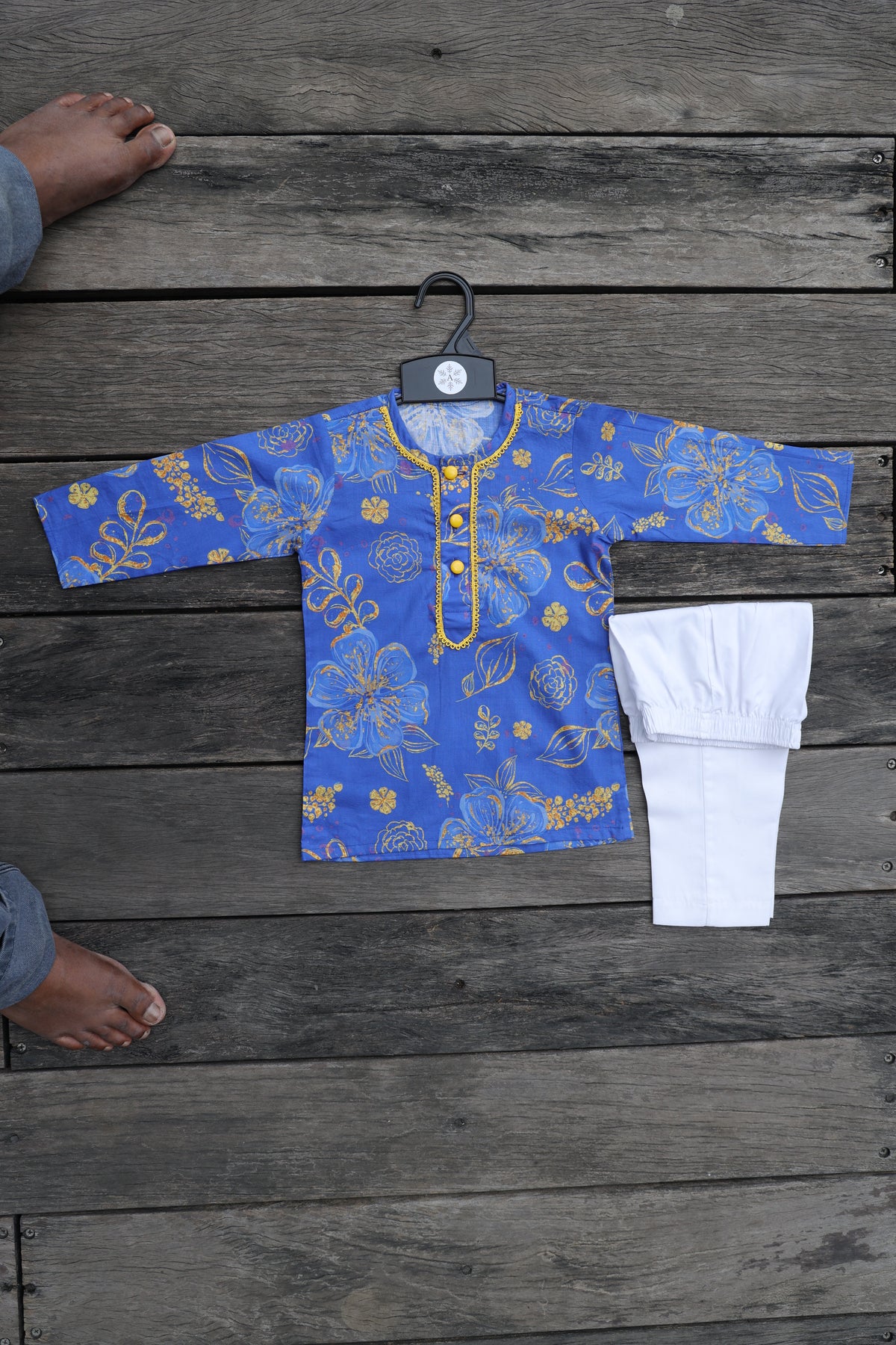 SOVEREIGN BLUE BOTANICAL PRINTED KURTA WITH WHITE PAJAMA