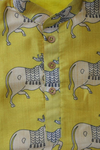 GOLDEN PICHWAI HERITAGE PRINTED KURTA WITH WHITE PAJAMA