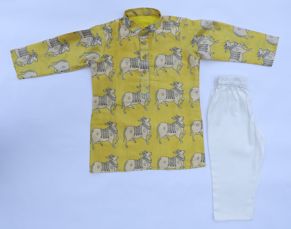 GOLDEN PICHWAI HERITAGE PRINTED KURTA WITH WHITE PAJAMA